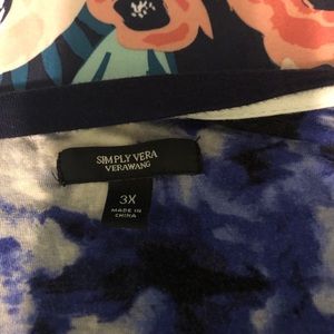 Simply Vera wang shirt